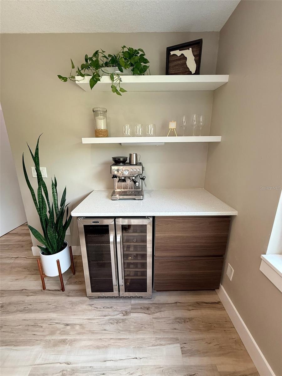 Image 12 of 35 For 921 Thistle Lane