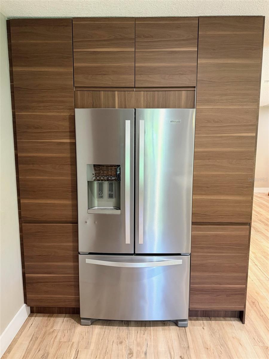 Image 17 of 35 For 921 Thistle Lane