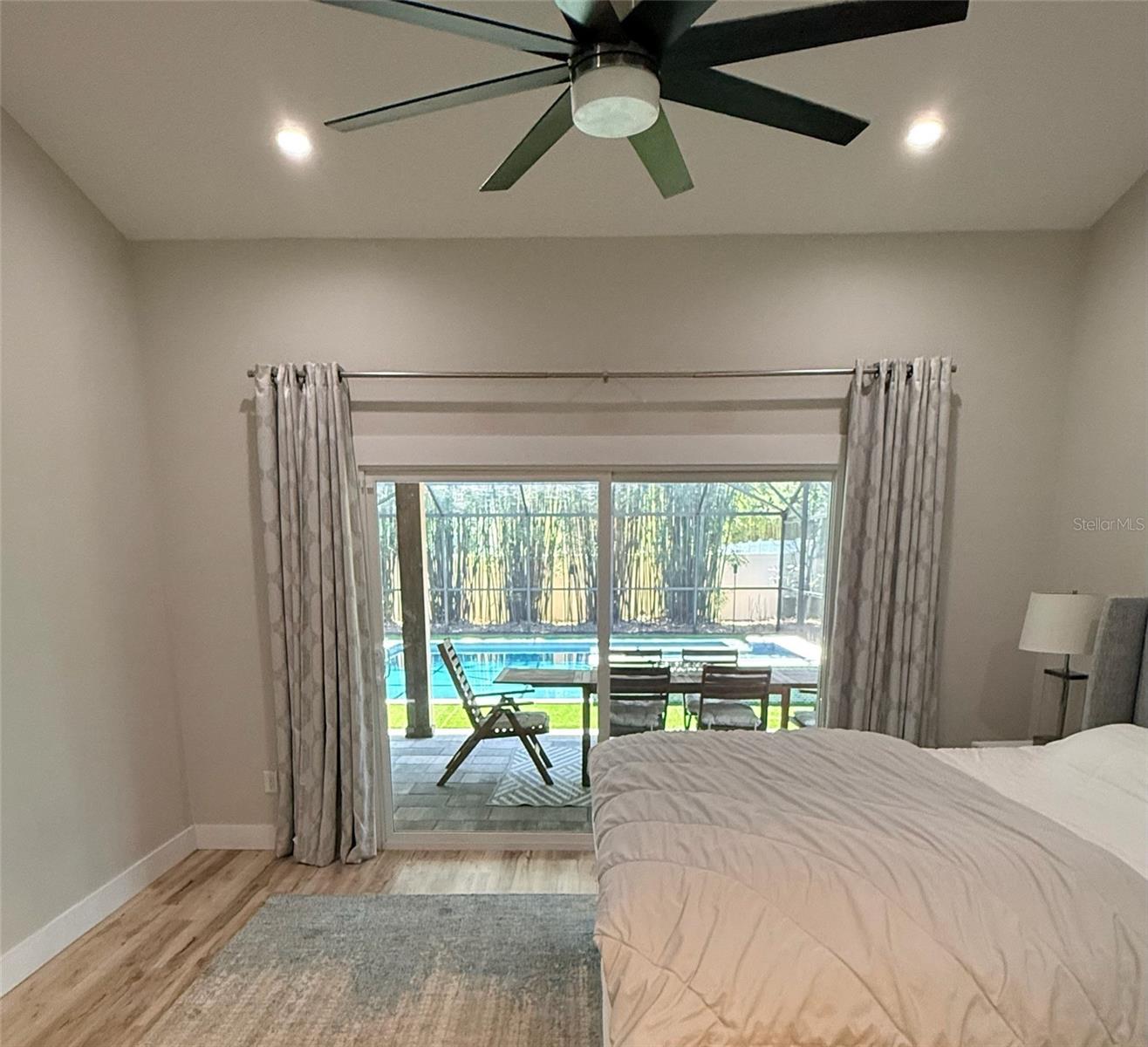 Image 19 of 35 For 921 Thistle Lane