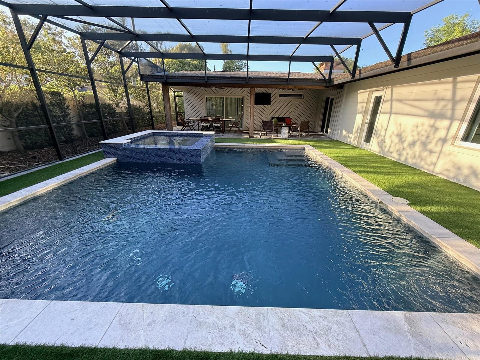 Image 7 of 35 For 921 Thistle Lane