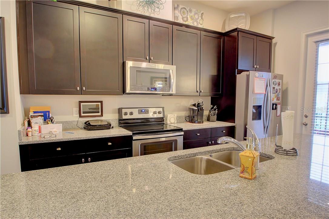 Image 13 of 32 For 94 Boardwalk Avenue