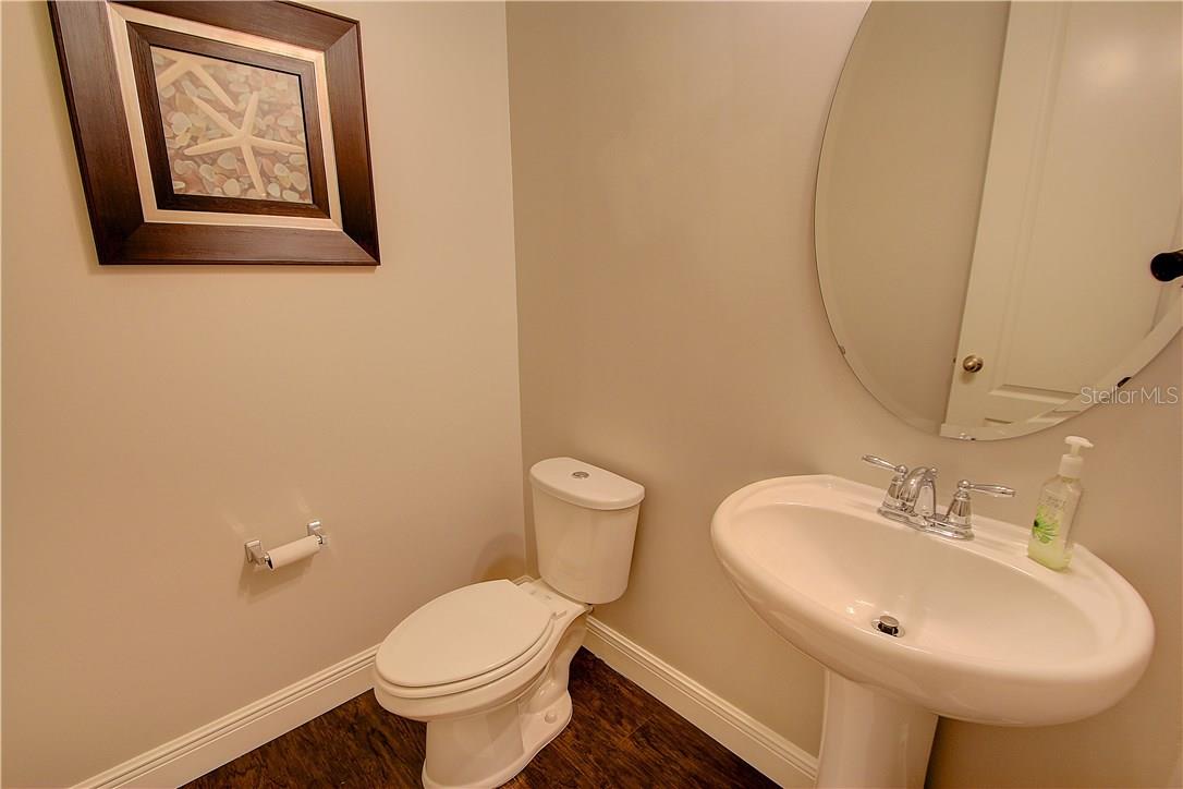 Image 16 of 32 For 94 Boardwalk Avenue