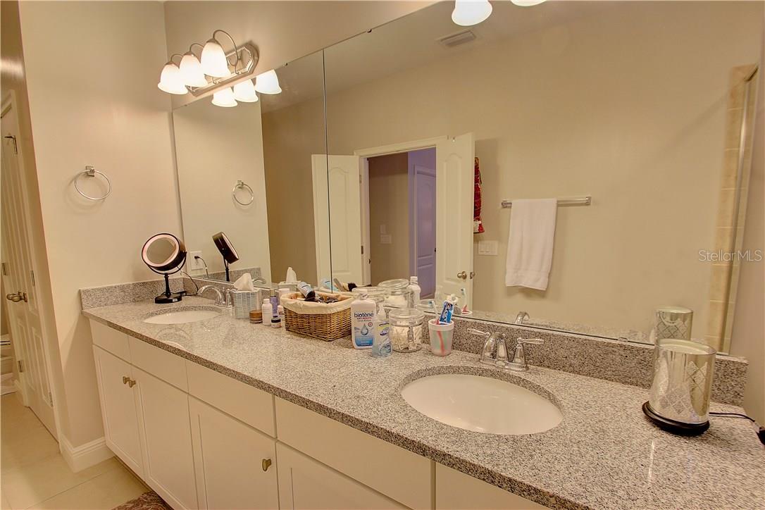 Image 25 of 32 For 94 Boardwalk Avenue