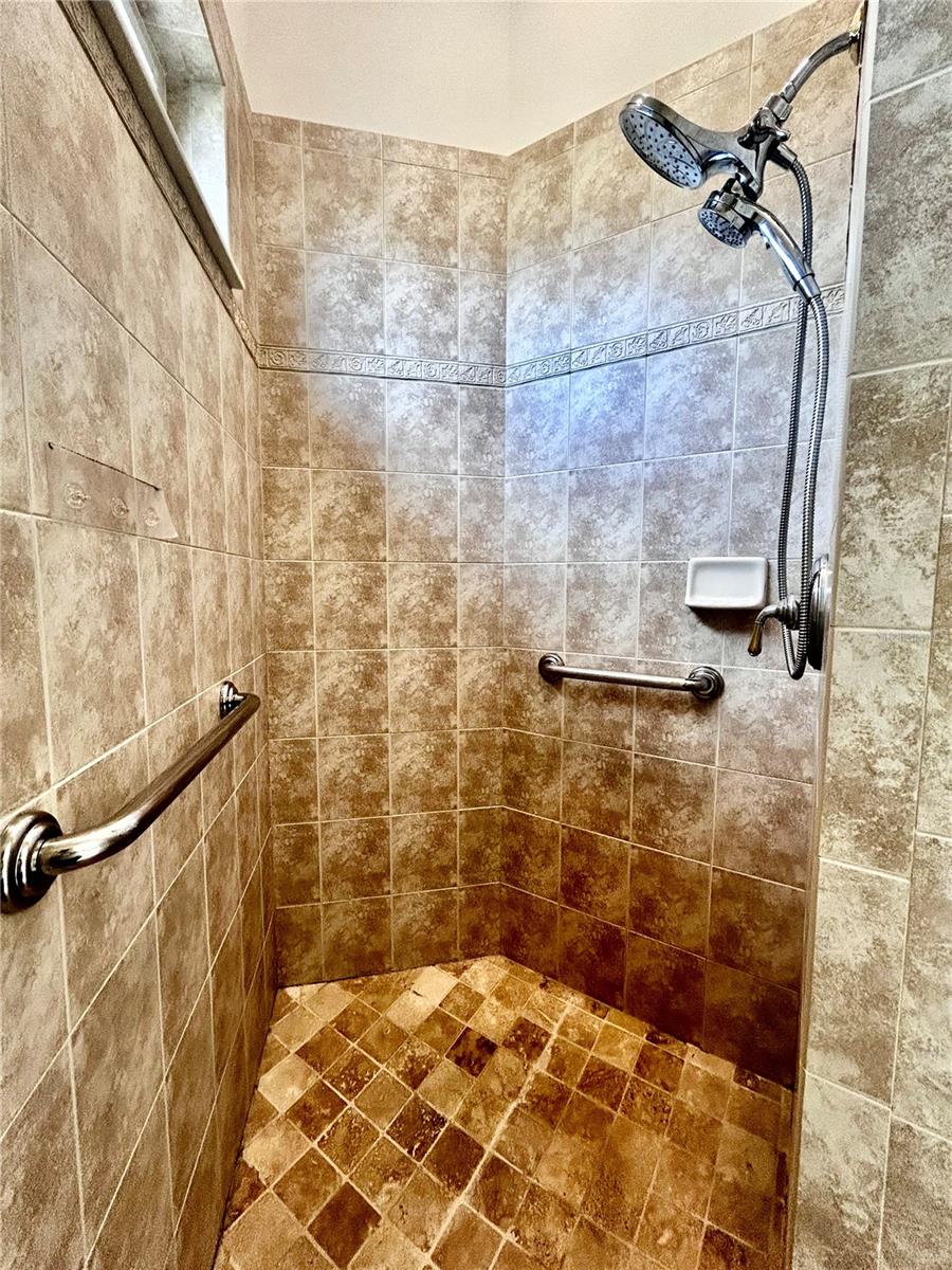 Image 20 of 29 For 9110 Deer Court