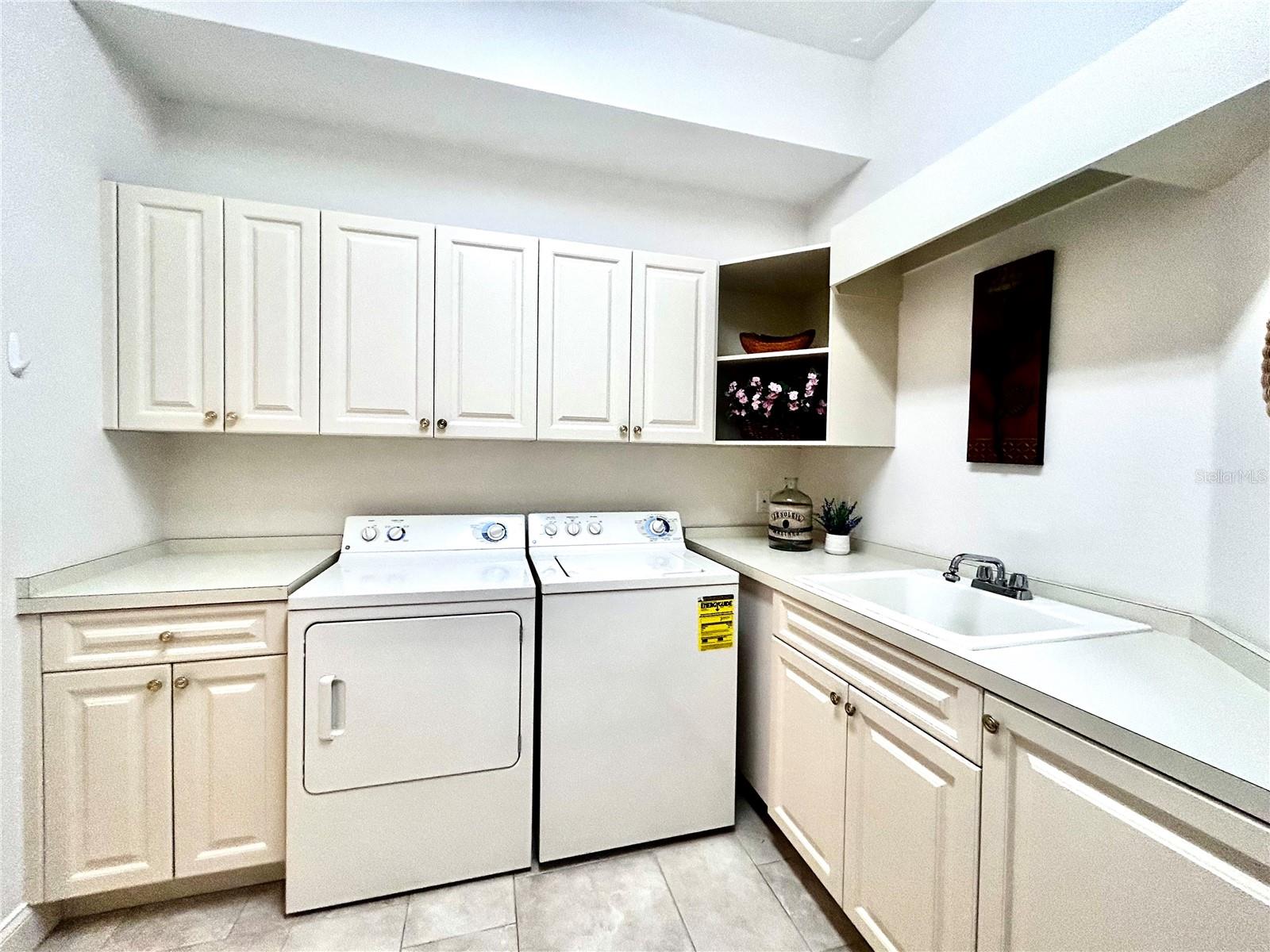 Image 28 of 29 For 9110 Deer Court