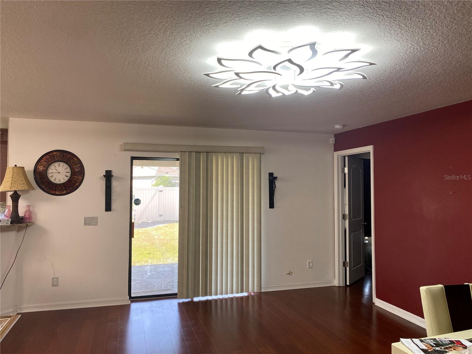 Image 8 of 22 For 5562 Superior Drive