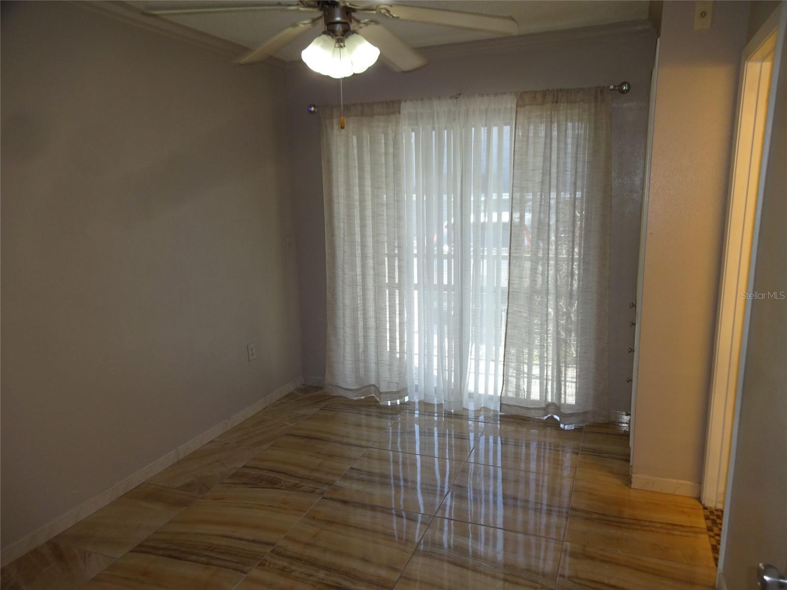 Image 12 of 20 For 123 Blue Point Way 100