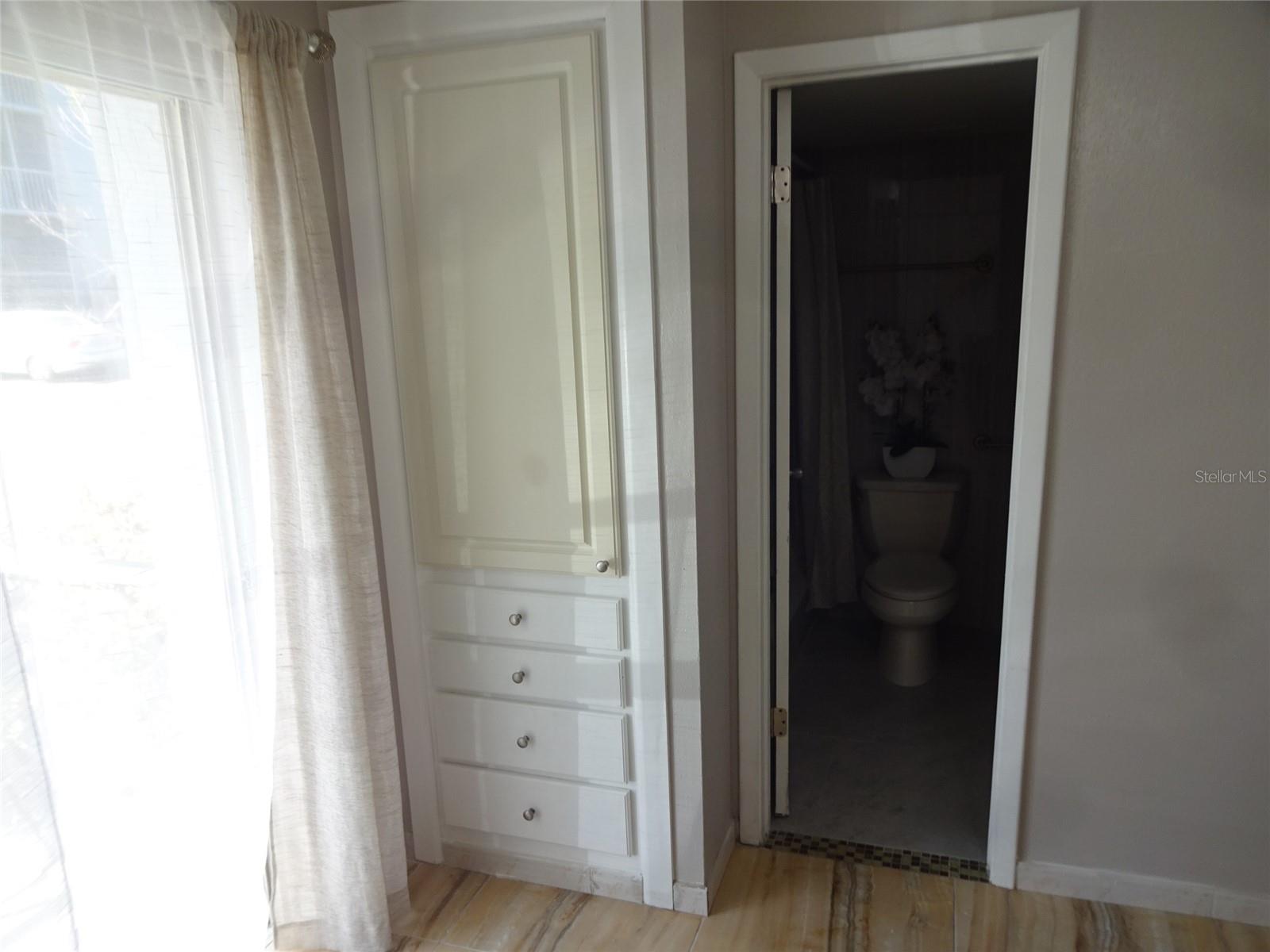 Image 13 of 20 For 123 Blue Point Way 100