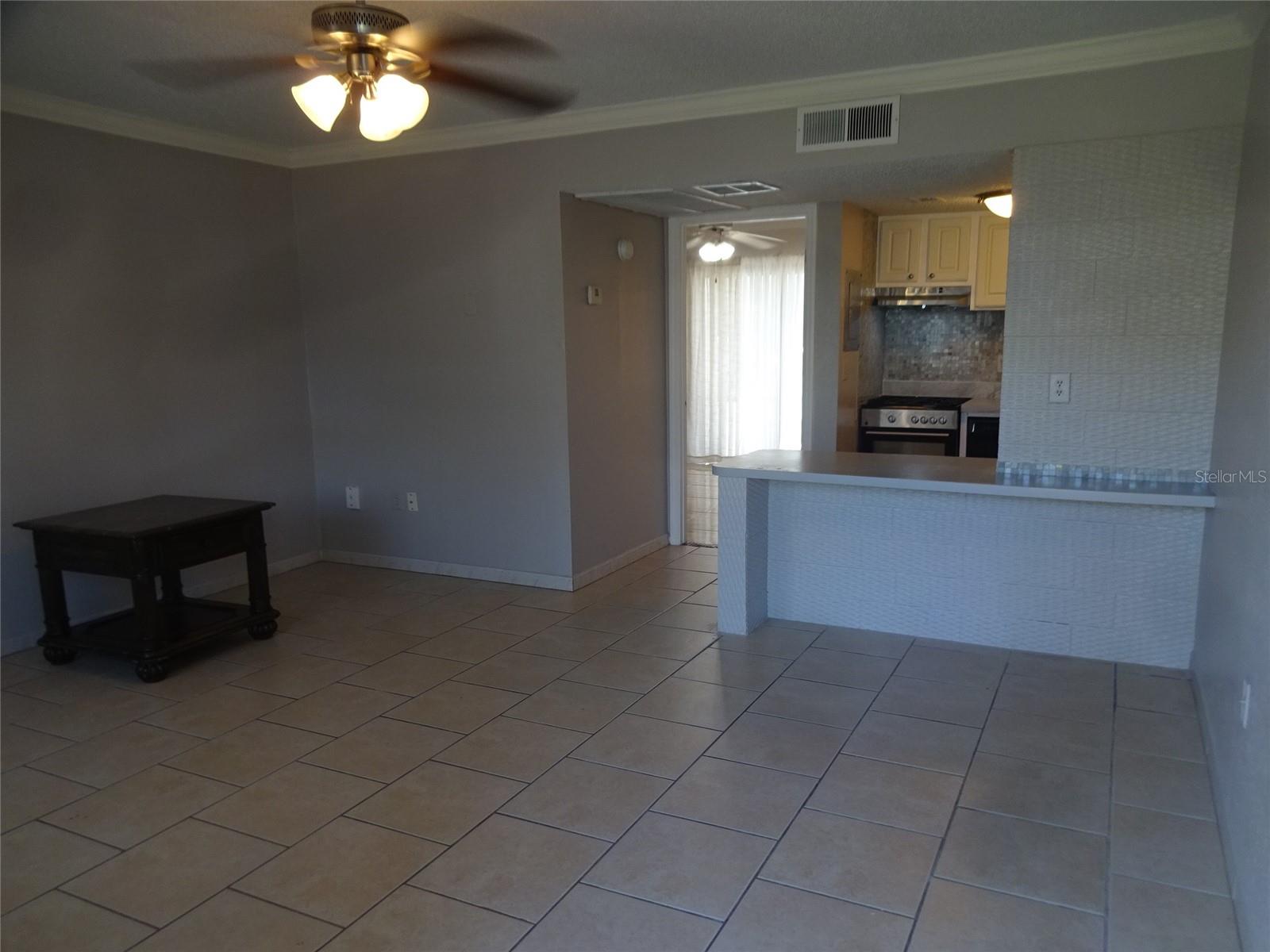 Image 6 of 20 For 123 Blue Point Way 100