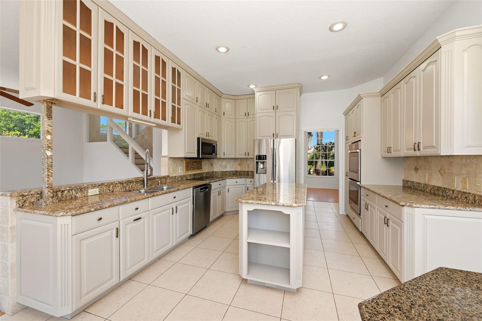 Image 18 of 63 For 8726 Beckingham Place