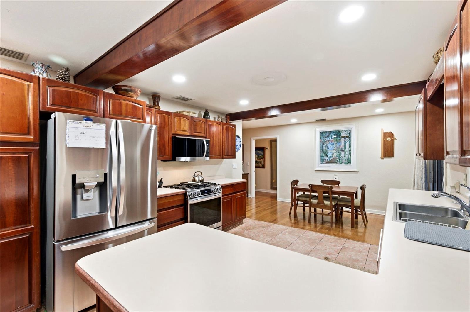 Image 8 of 48 For 501 Broadway