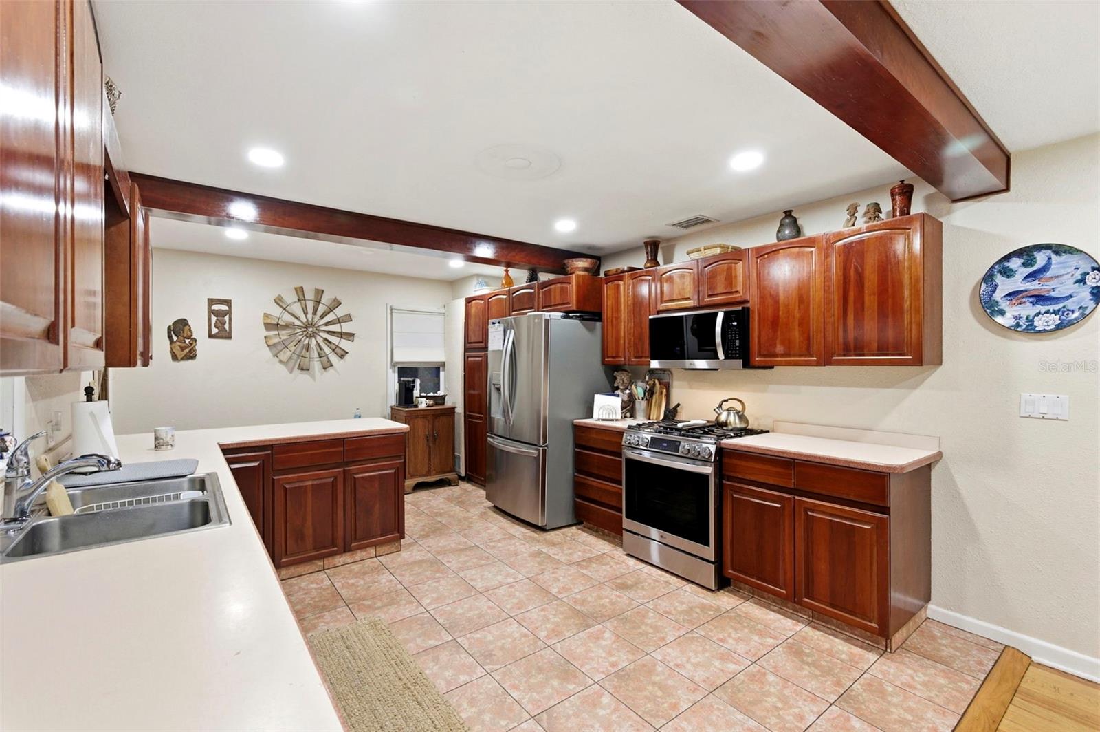 Image 9 of 48 For 501 Broadway