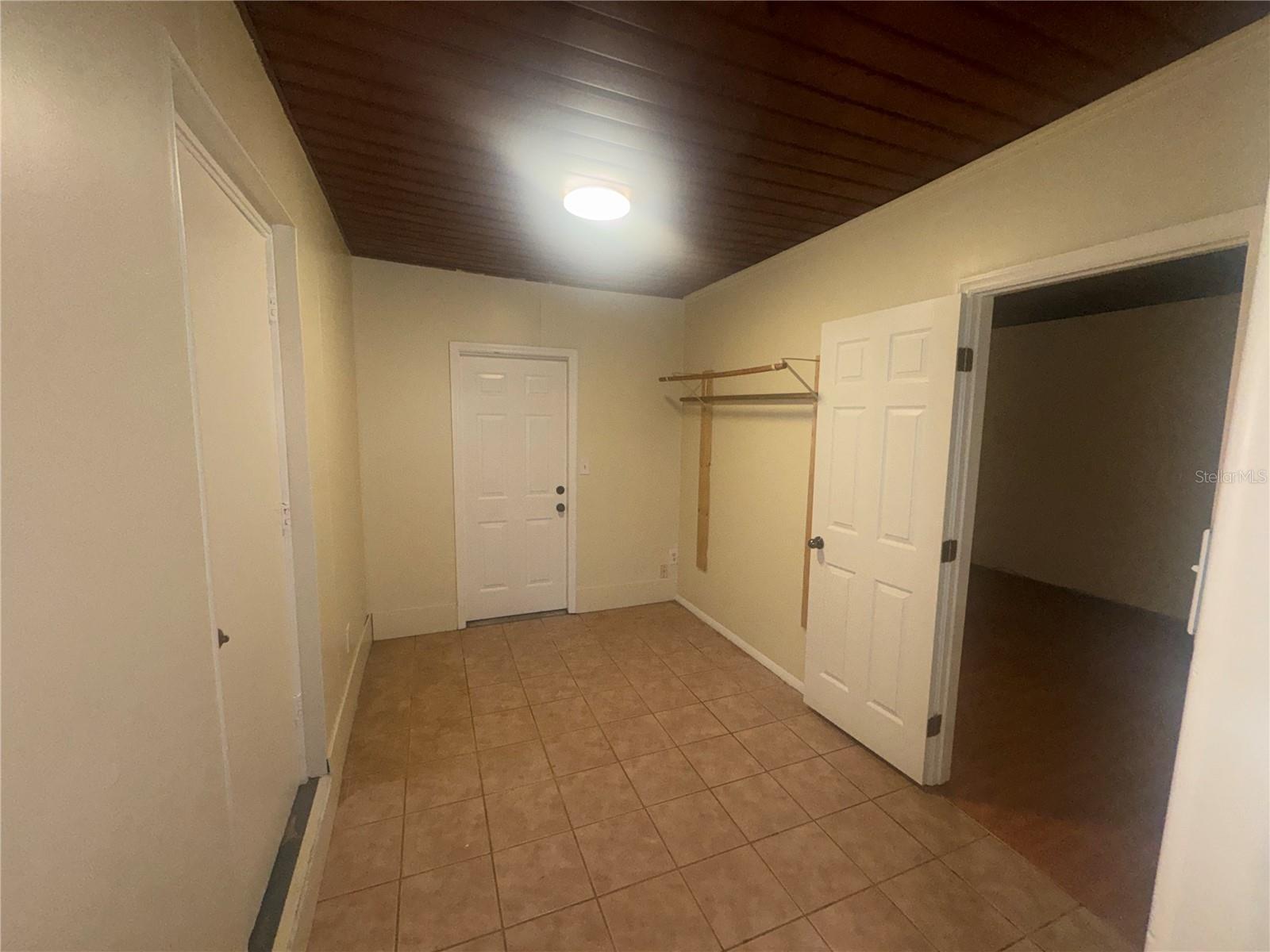 Image 13 of 14 For 729 Crestwood Drive