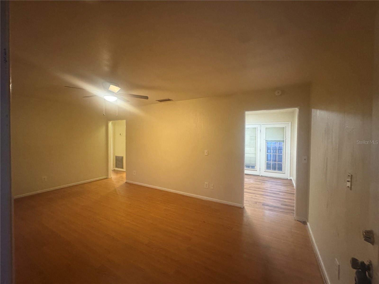 Image 2 of 14 For 729 Crestwood Drive