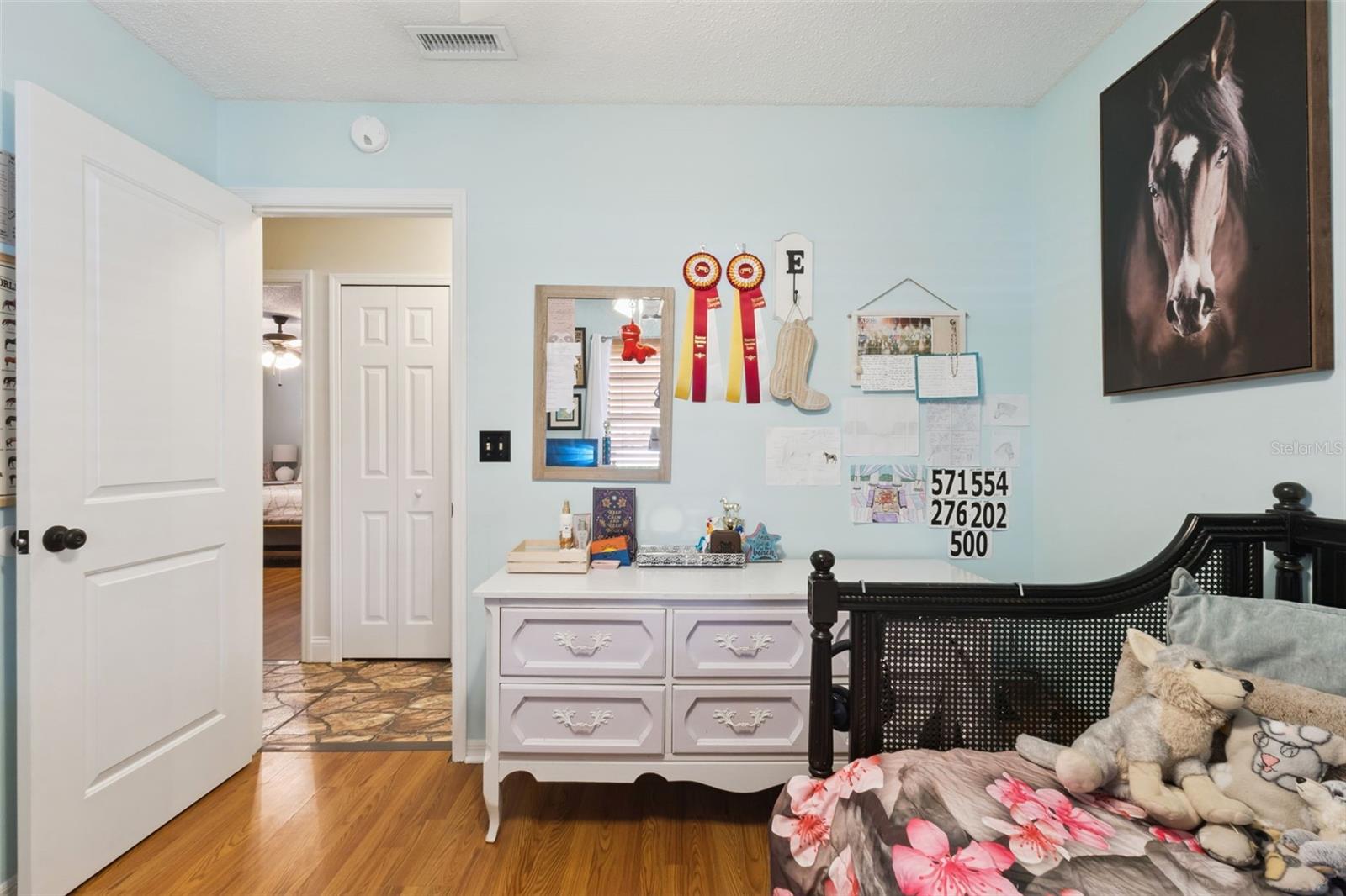 Image 21 of 40 For 27627 Lois Drive