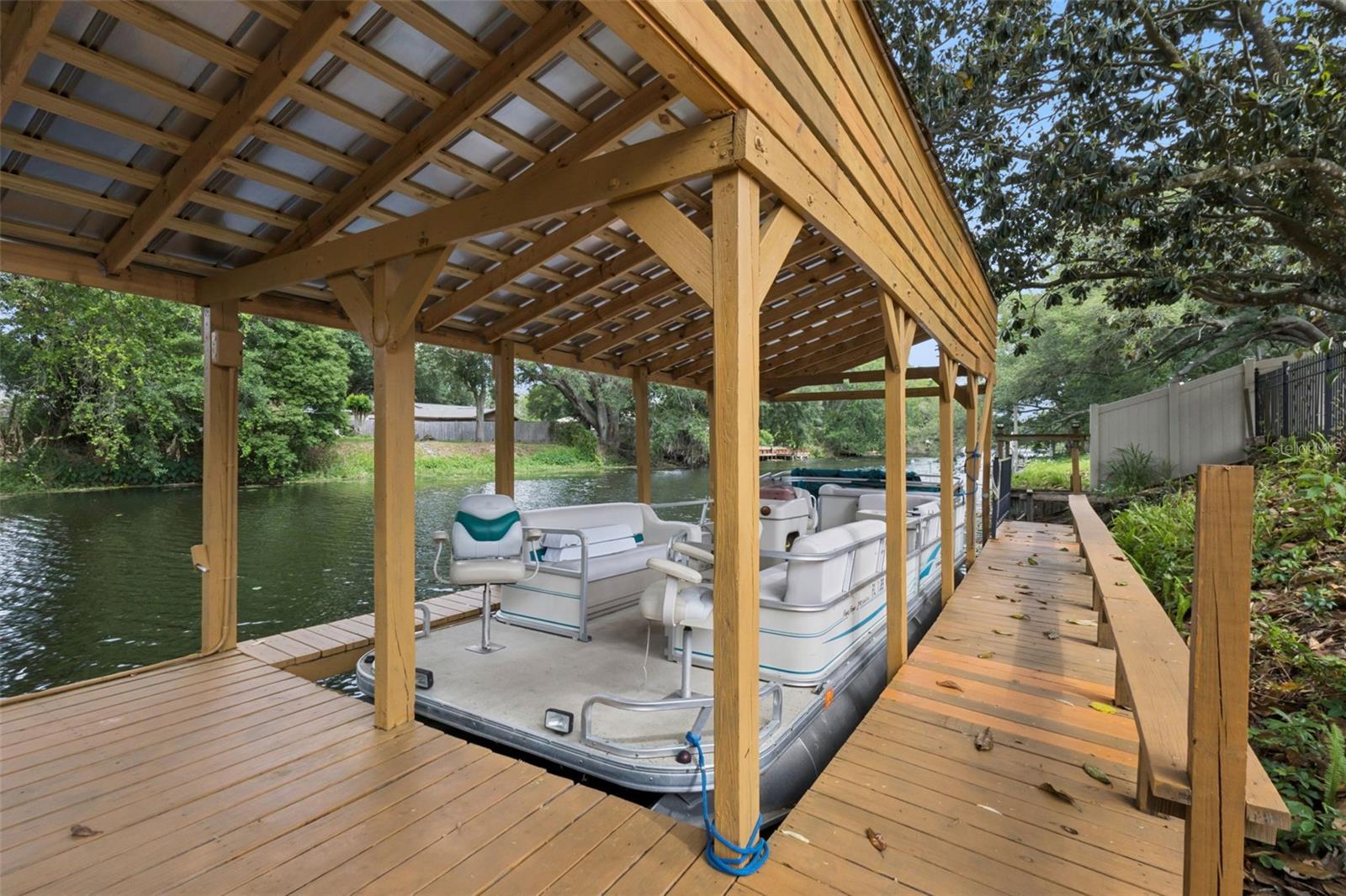 Image 35 of 40 For 27627 Lois Drive