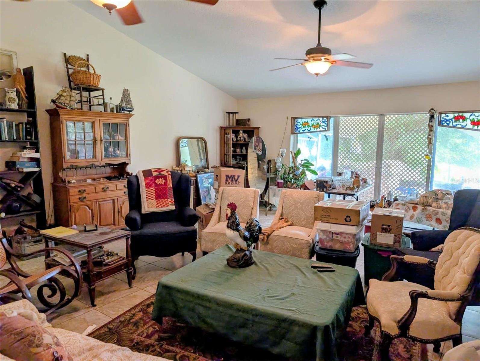 Listing photo id 4 for 35819 Nova Lane