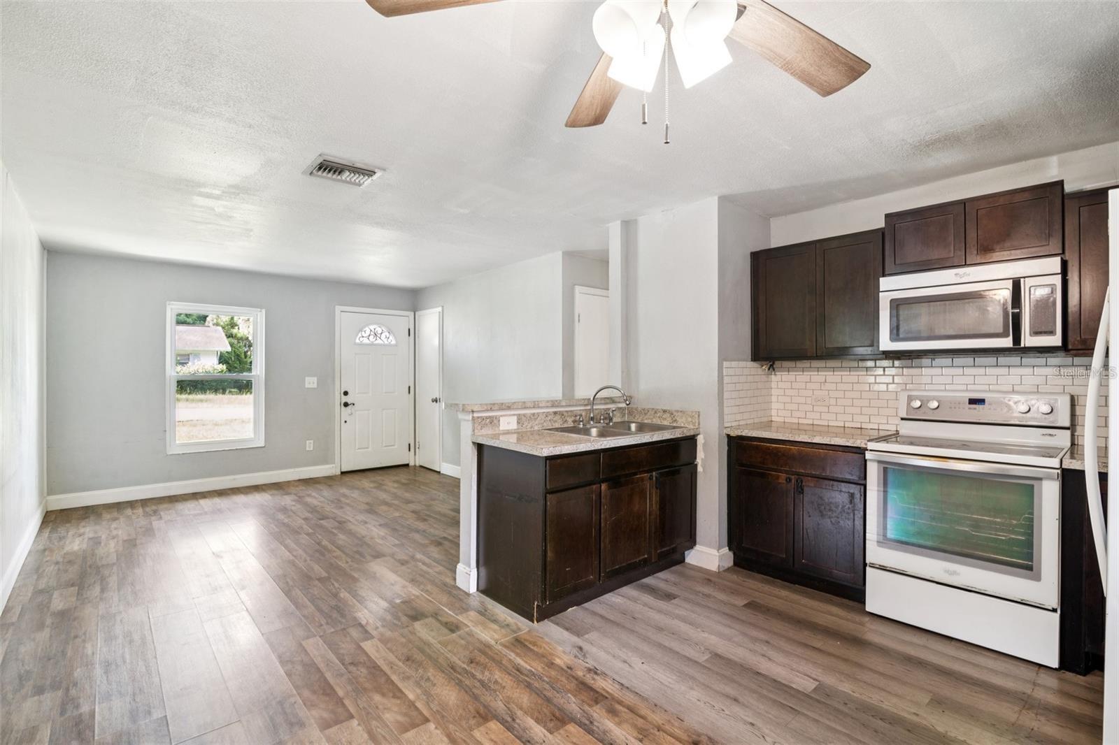 Image 4 of 13 For 5243 114th Street