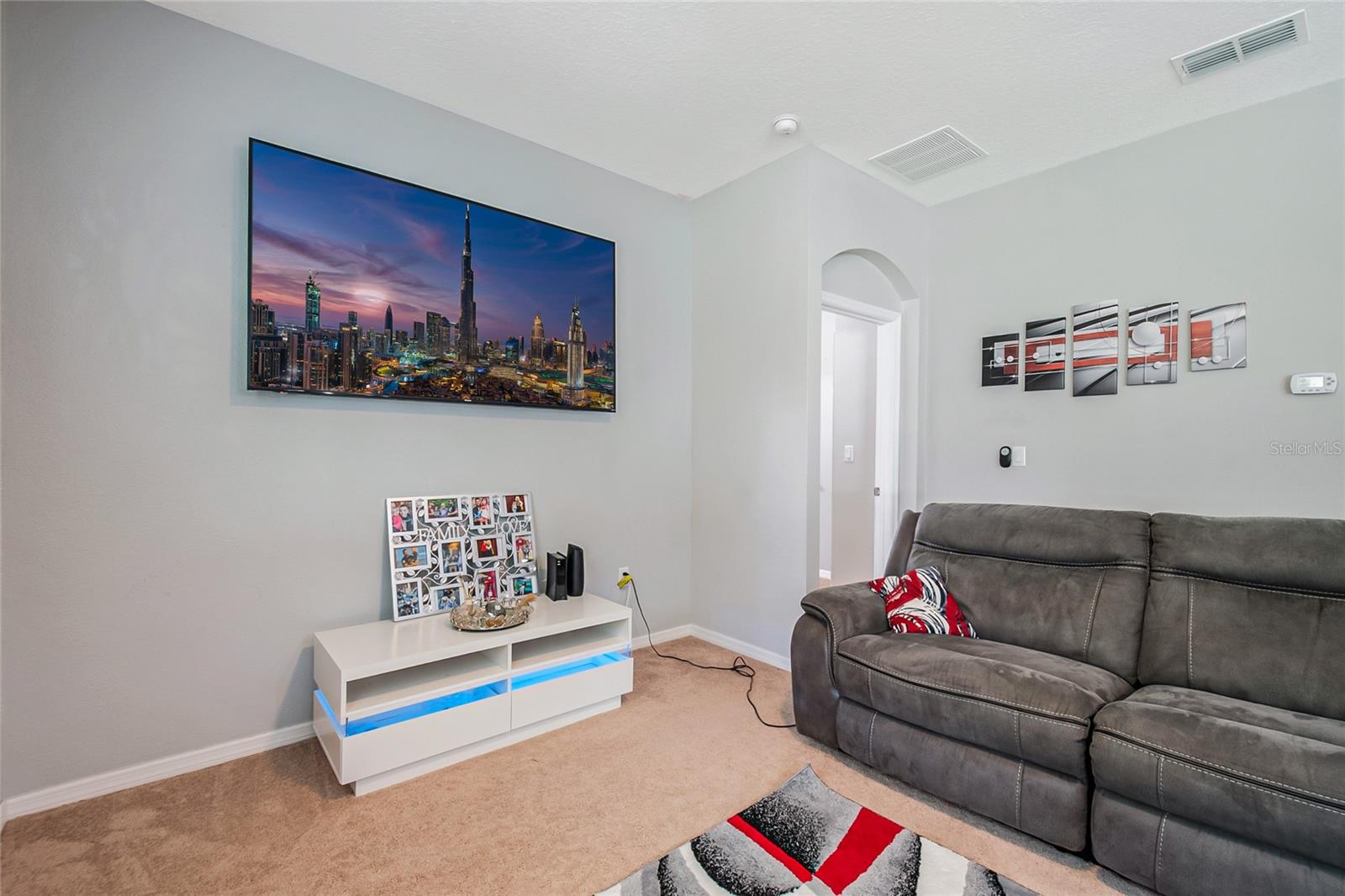 Image 37 of 52 For 4842 Ashurst Street