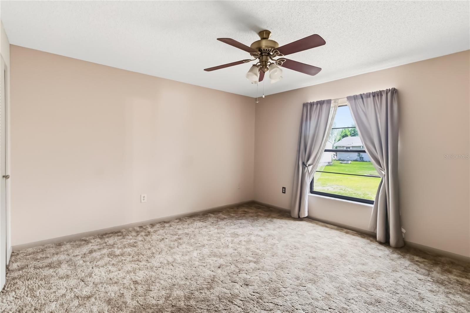 Image 18 of 30 For 513 California Avenue