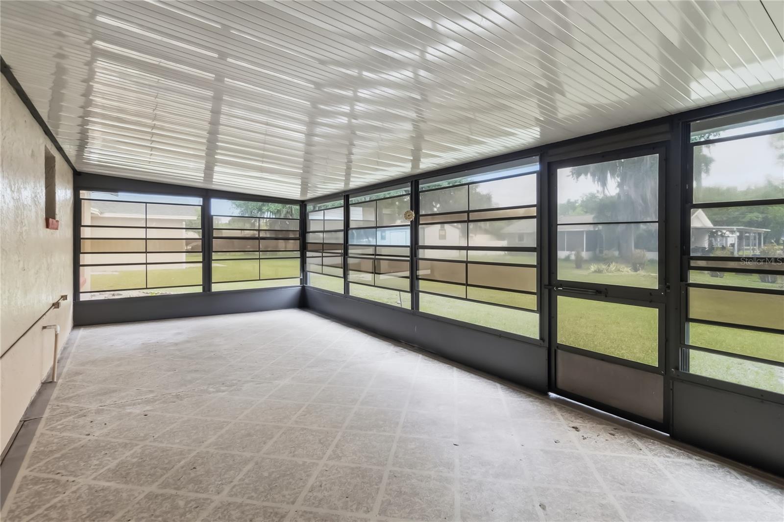 Image 21 of 30 For 513 California Avenue