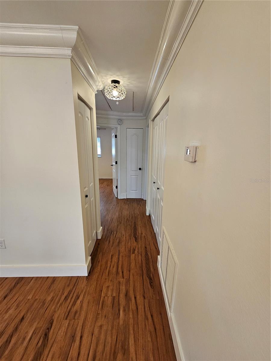 Image 10 of 21 For 659 Jefferson Avenue 659