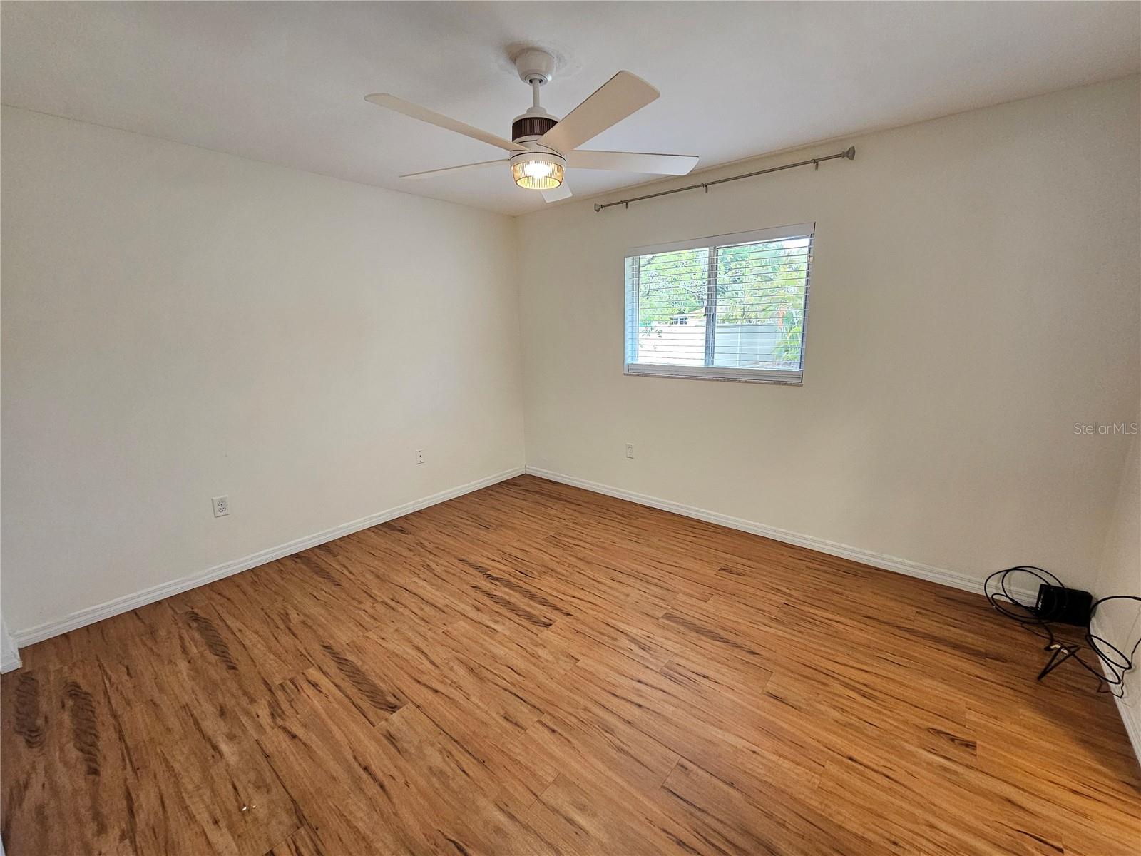 Image 11 of 21 For 659 Jefferson Avenue 659