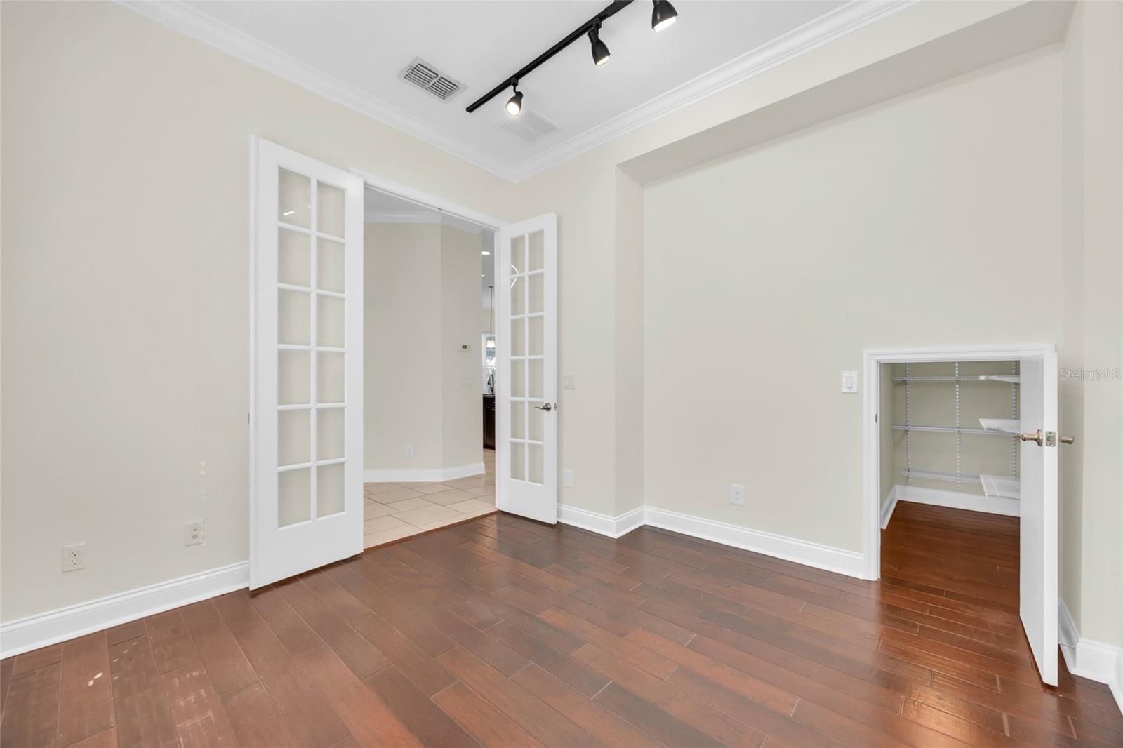 Image 16 of 81 For 8636 Tavistock Lakes Boulevard