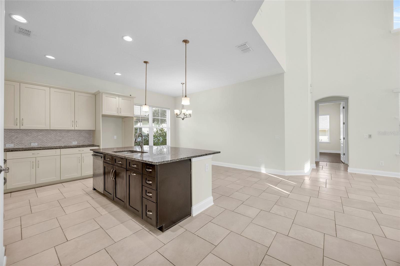 Image 27 of 81 For 8636 Tavistock Lakes Boulevard