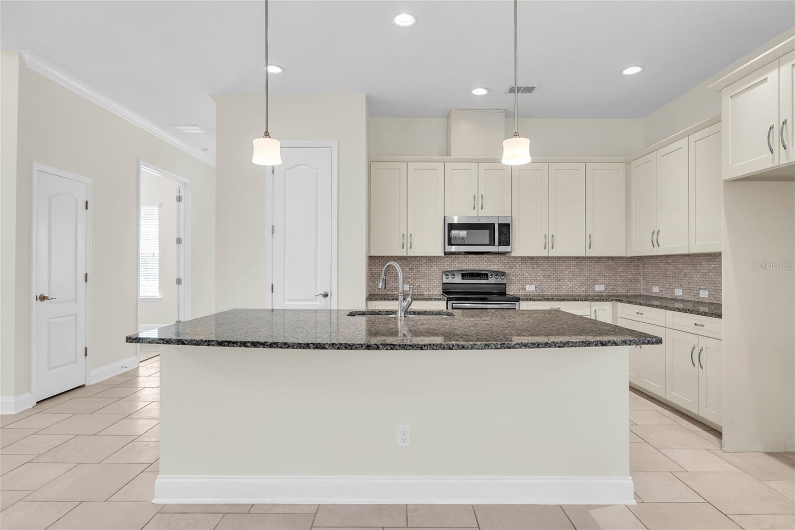 Image 30 of 81 For 8636 Tavistock Lakes Boulevard