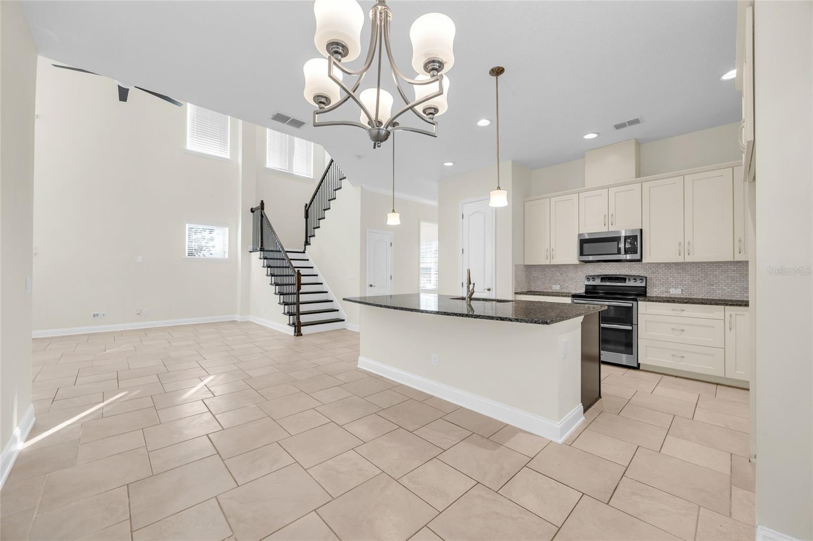 Image 31 of 81 For 8636 Tavistock Lakes Boulevard