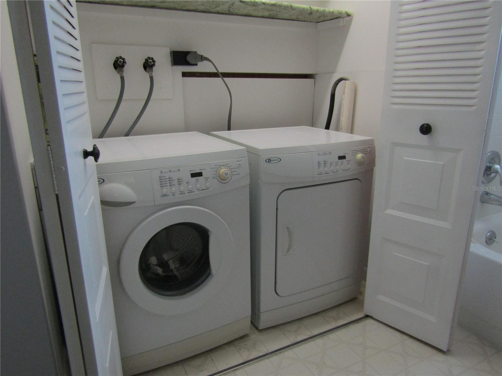 Image 27 of 71 For 5980 Shore Boulevard S 901