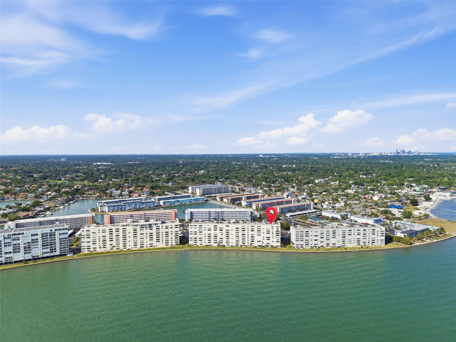 Image 33 of 71 For 5980 Shore Boulevard S 901