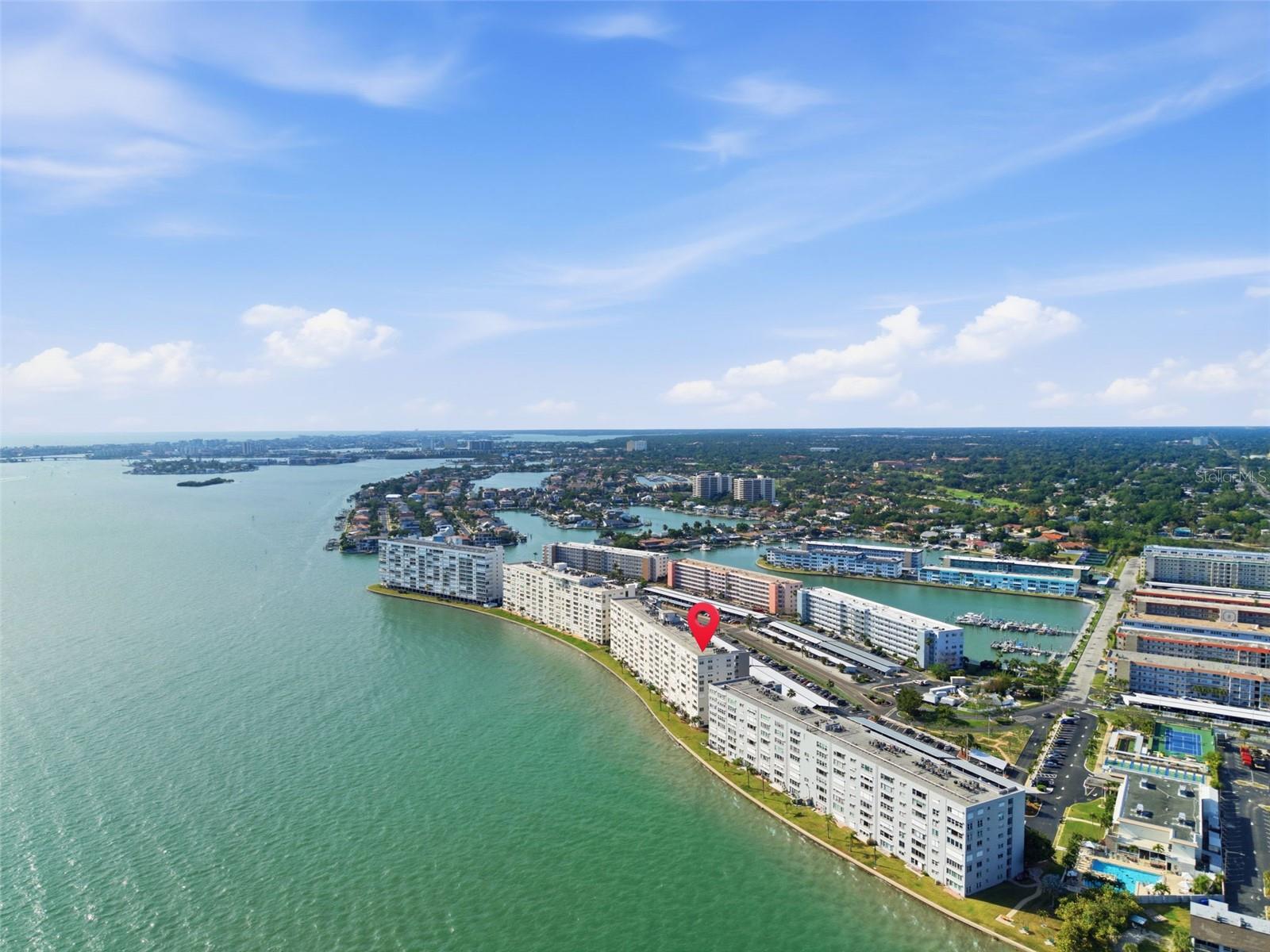 Image 37 of 71 For 5980 Shore Boulevard S 901