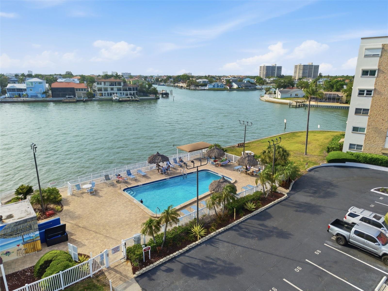 Image 49 of 71 For 5980 Shore Boulevard S 901