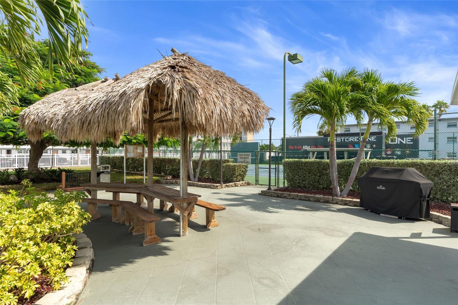 Image 61 of 71 For 5980 Shore Boulevard S 901