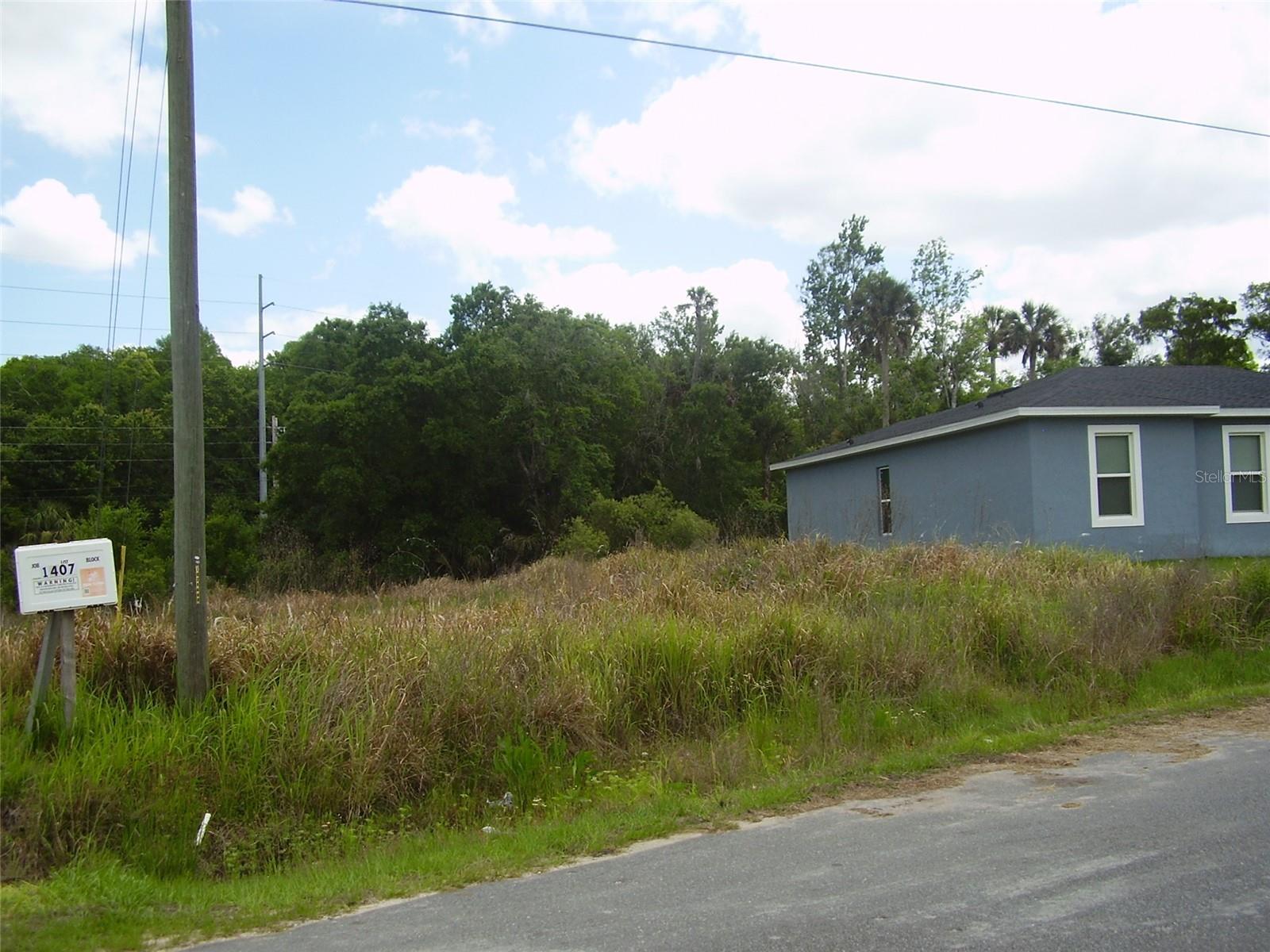 Image 5 of 11 For 1409 Teal Drive