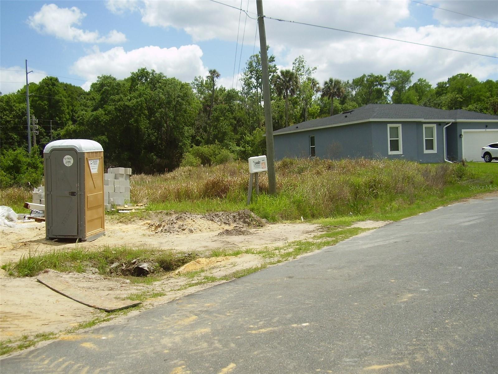 Image 6 of 11 For 1409 Teal Drive