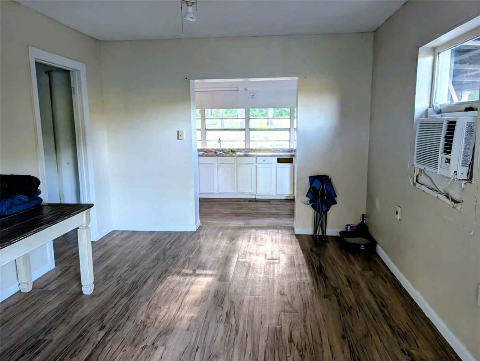 Image 4 of 16 For 17247 284th Terrace
