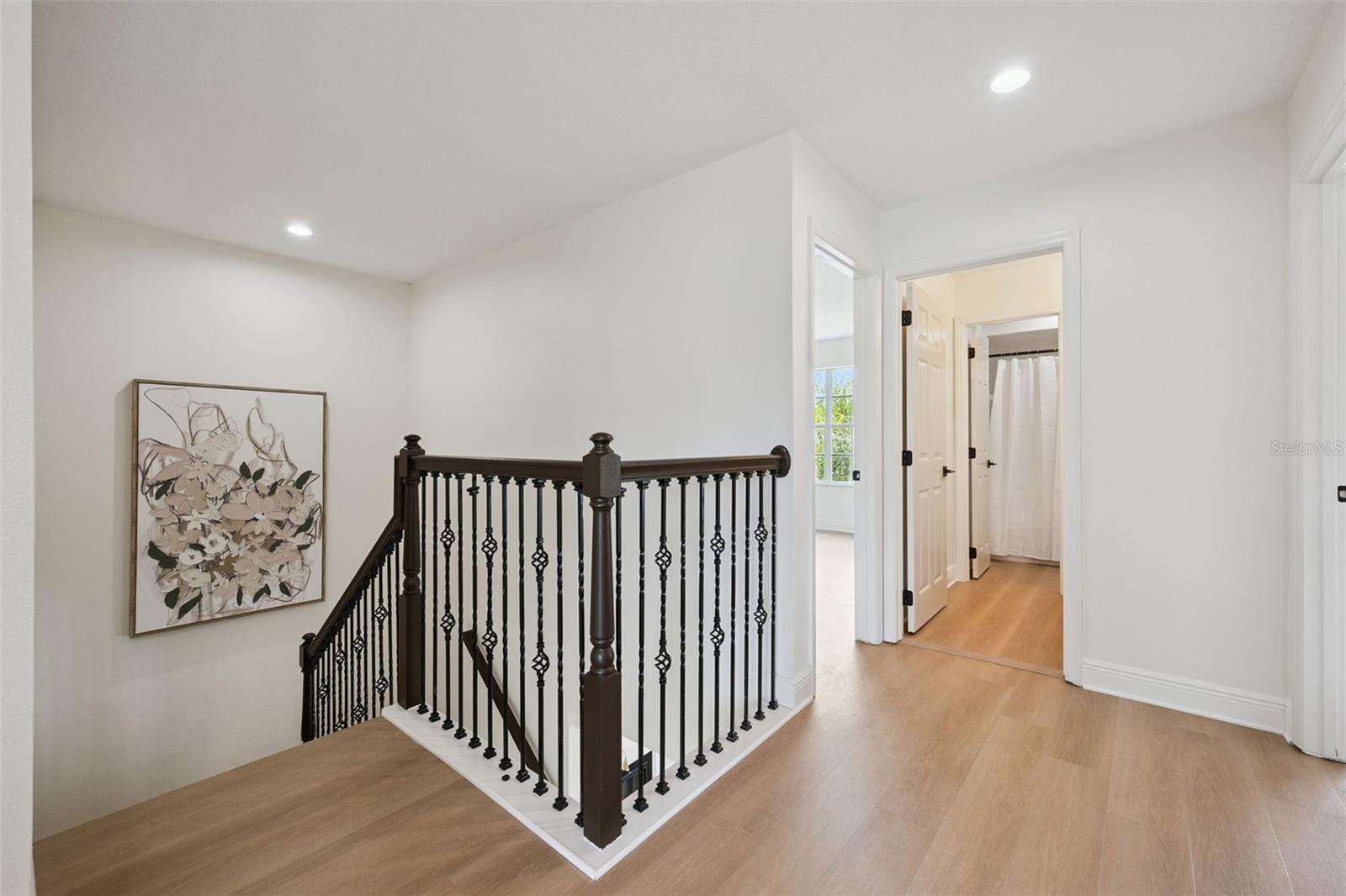 Image 17 of 44 For 5979 Winchester Isle Rd