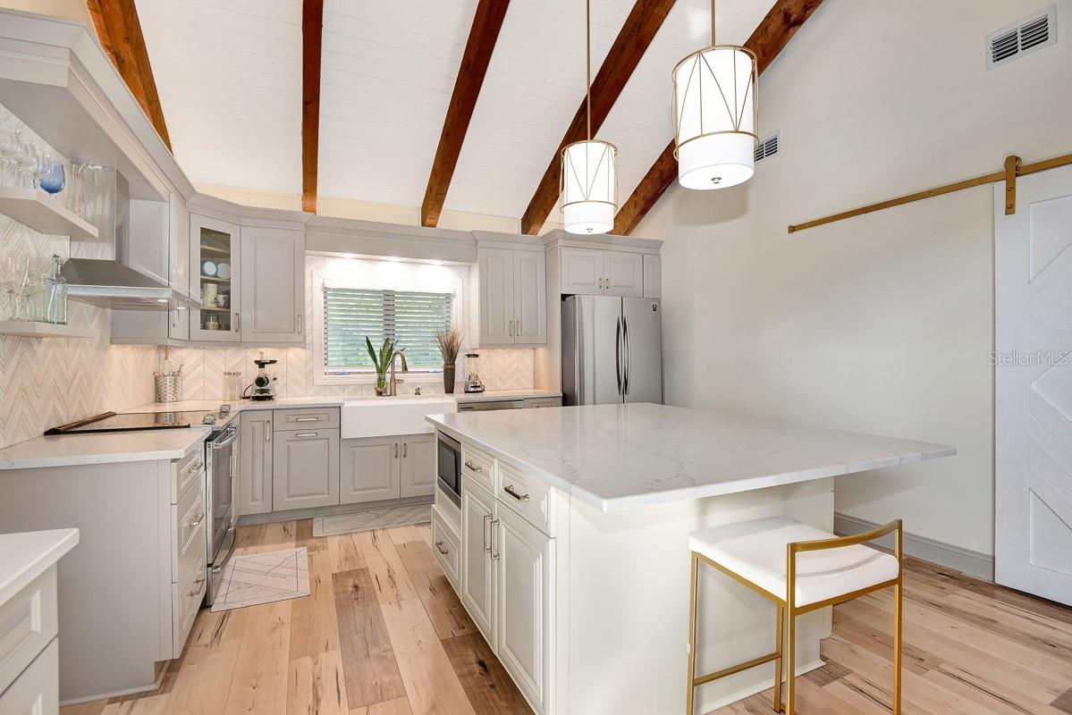 Image 16 of 43 For 213 Riverbend Road
