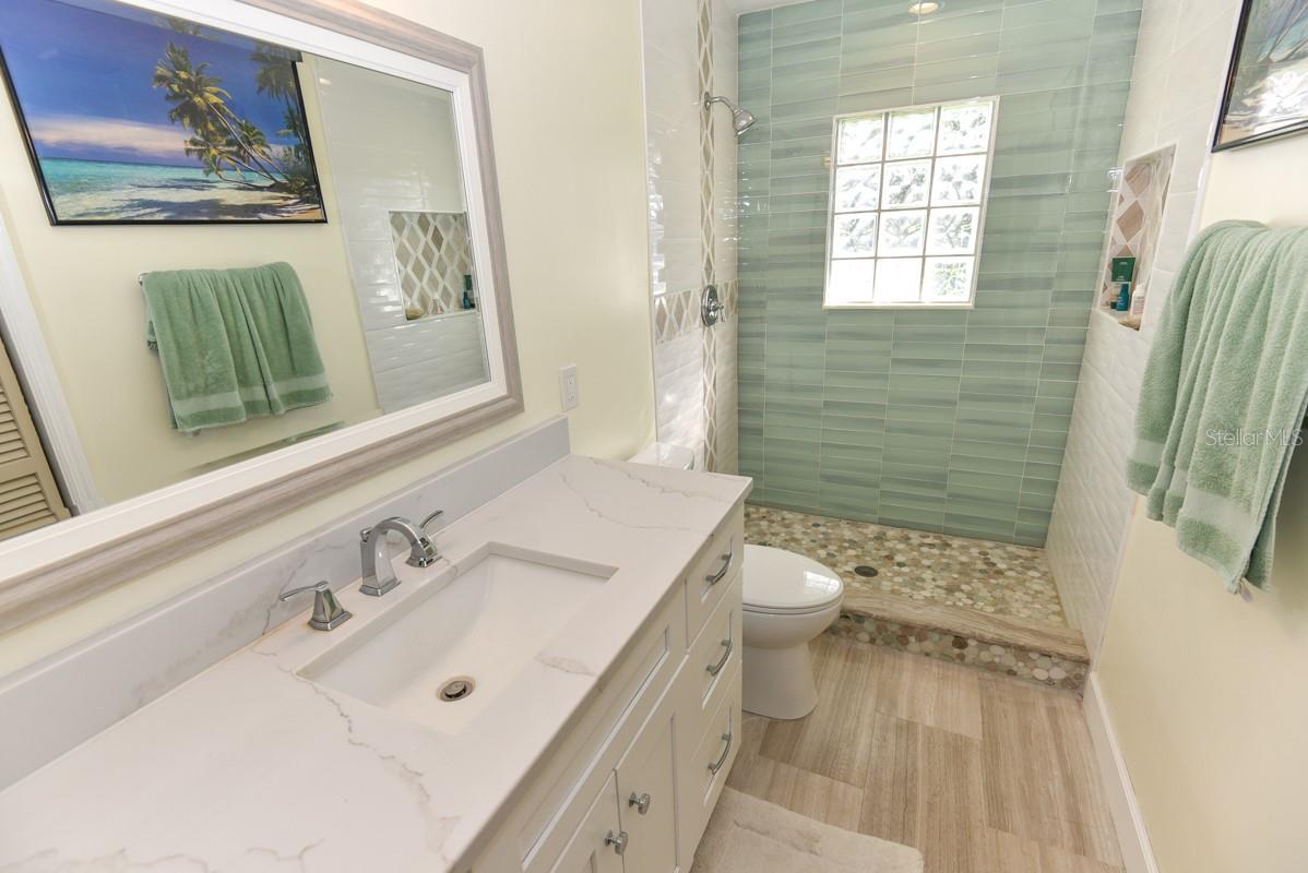 Image 33 of 43 For 213 Riverbend Road