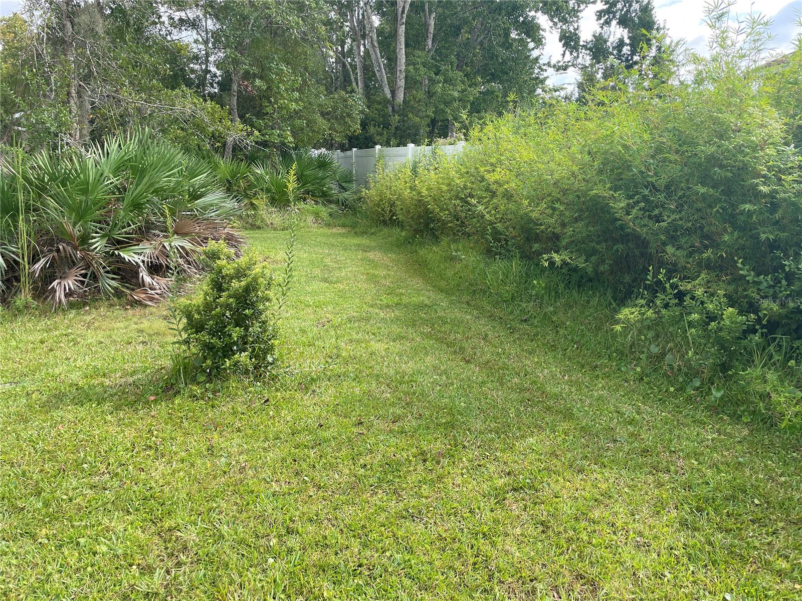 Image 6 of 43 For 213 Riverbend Road