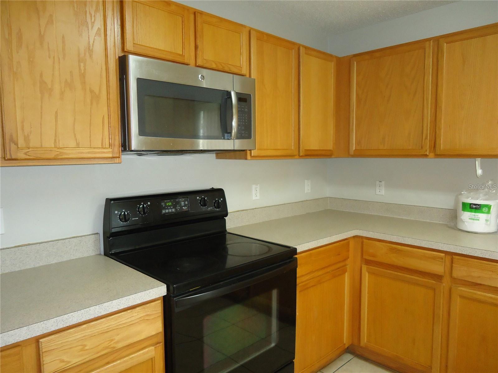 Image 6 of 23 For 121 Bristol Forest Trail