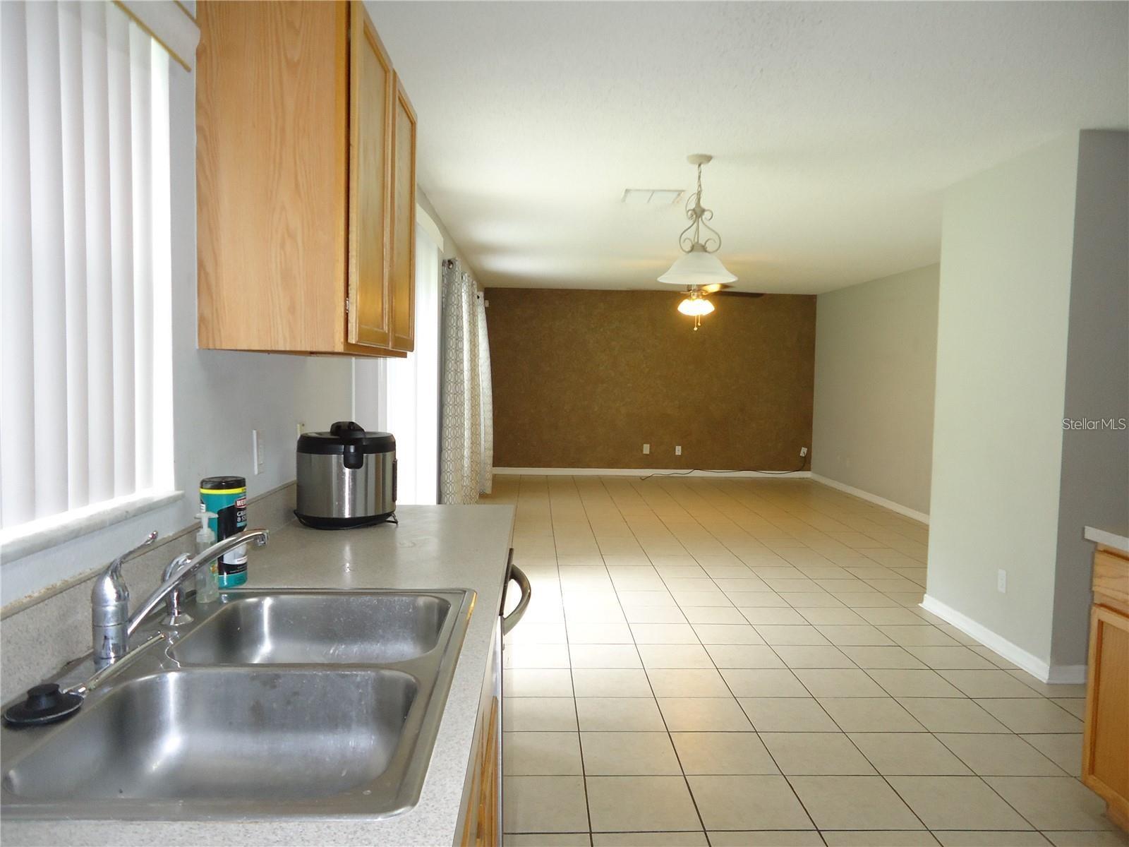 Image 8 of 23 For 121 Bristol Forest Trail