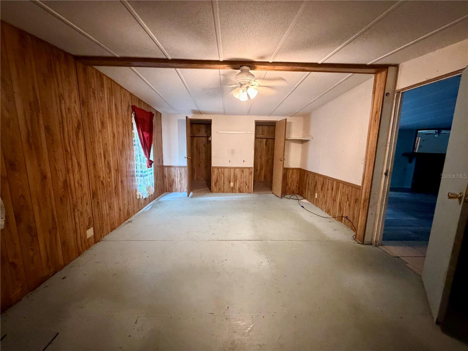 Image 15 of 38 For 24021 Armadillo Road
