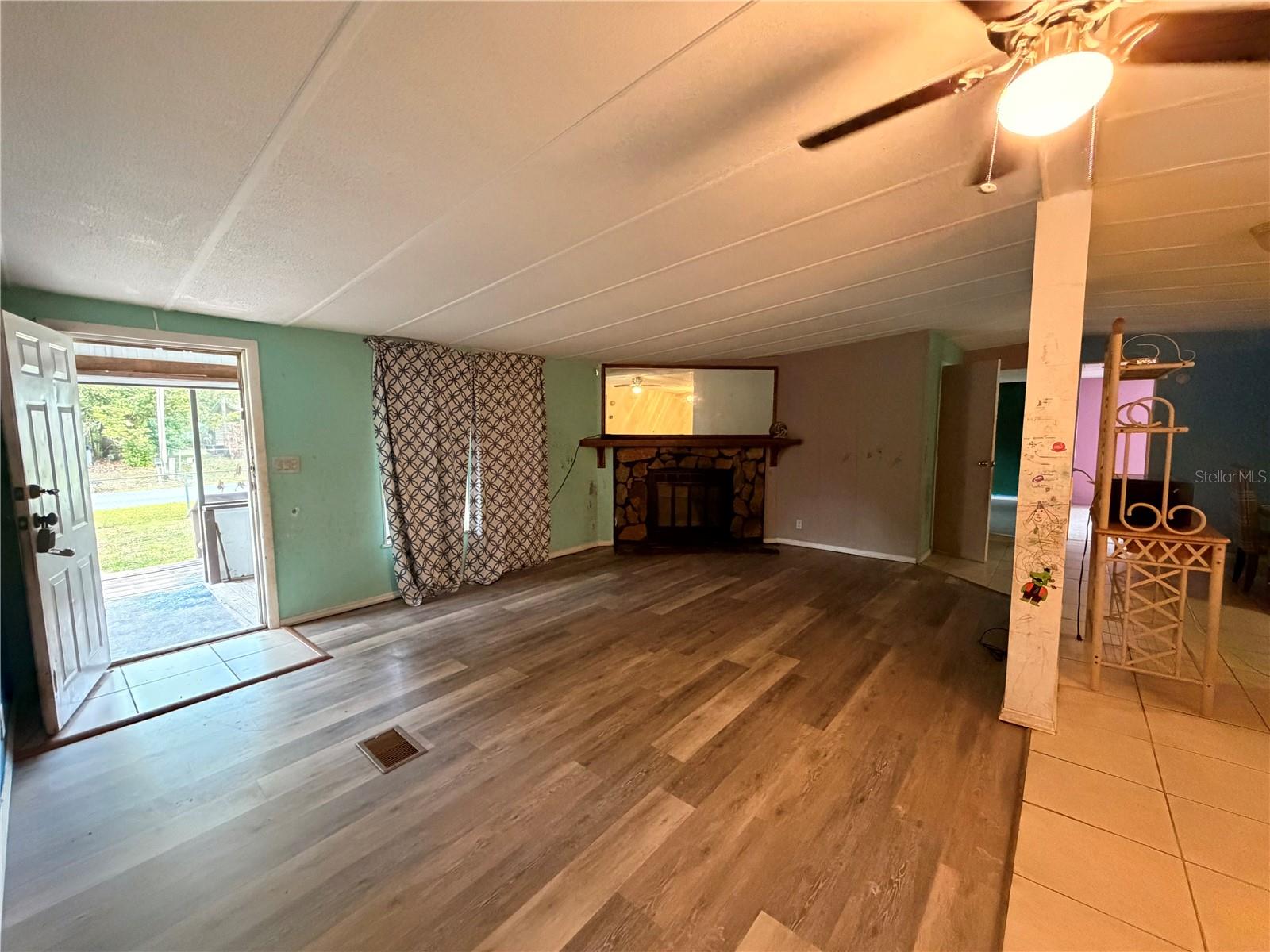 Image 8 of 38 For 24021 Armadillo Road