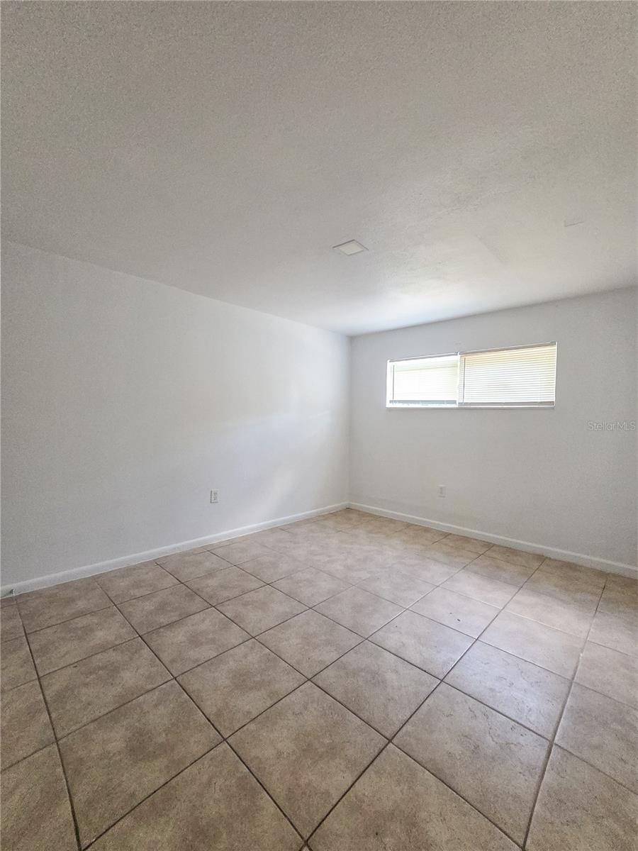 Image 7 of 11 For 180 Minna Lane 312