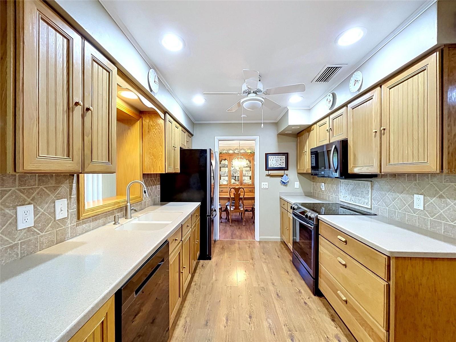 Image 5 of 24 For 1858 Paradise Lane