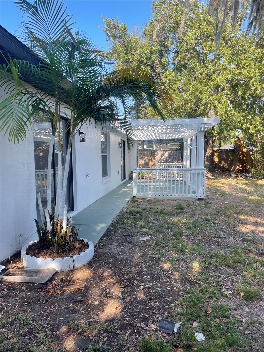 Image 11 of 15 For 1367 Hensley Drive